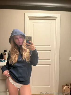 Sagafrost OnlyFans Leaked Free Thumbnail Picture - #A395ziAczK