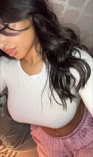 Sahar Jenner OnlyFans Leaked Free Thumbnail Picture - #kNPJ0epe2D
