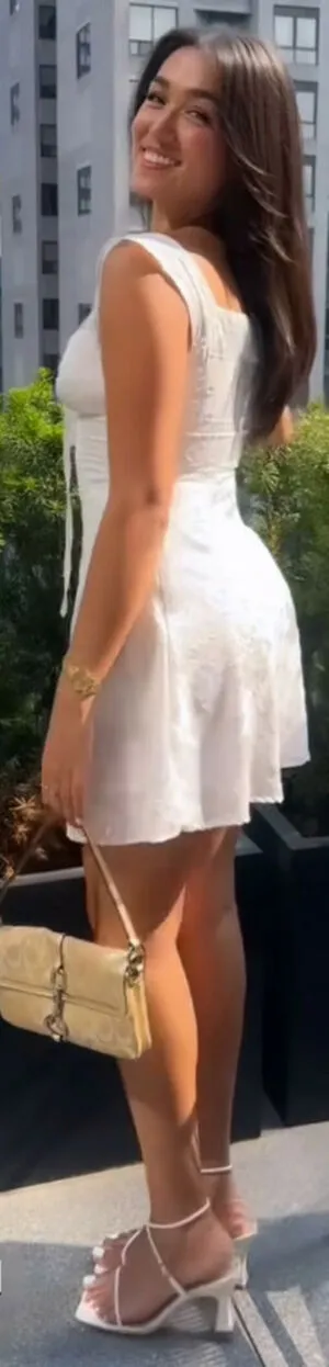 Saharrooo OnlyFans Leaked Free Thumbnail Picture - #IwGBWaaOFU