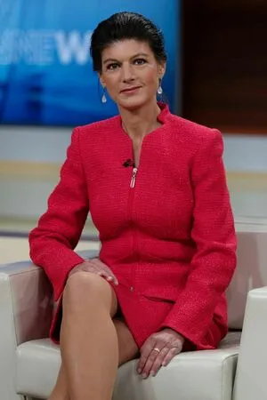 Sahra Wagenknecht OnlyFans Leaked Free Thumbnail Picture - #3PrSQu8QE2