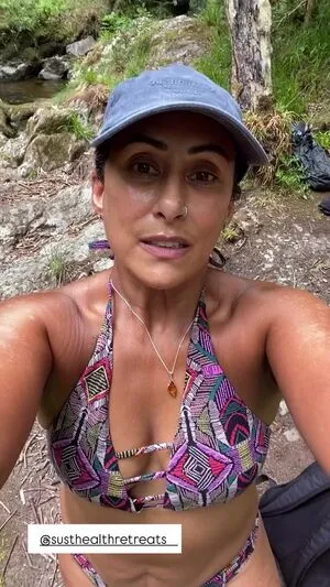 Saira Khan OnlyFans Leaked Free Thumbnail Picture - #9AdX2myyg3
