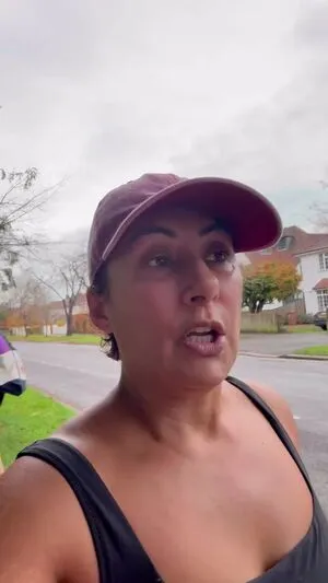 Saira Khan OnlyFans Leaked Free Thumbnail Picture - #Hzhqu9PX0a