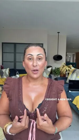 Saira Khan OnlyFans Leaked Free Thumbnail Picture - #QfLYZzP6id