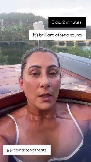 Saira Khan OnlyFans Leaked Free Thumbnail Picture - #TXImoAltAf