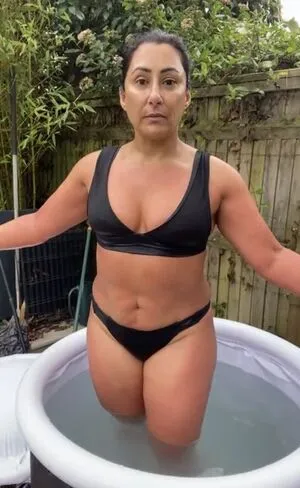 Saira Khan OnlyFans Leaked Free Thumbnail Picture - #YcRsHWkXWa
