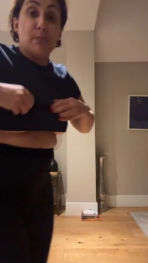 Saira Khan OnlyFans Leaked Free Thumbnail Picture - #ZUb3imKZP1