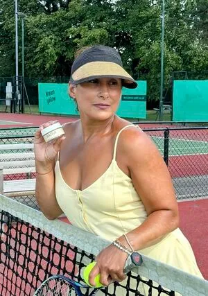 Saira Khan OnlyFans Leaked Free Thumbnail Picture - #e8HGhxLzEr