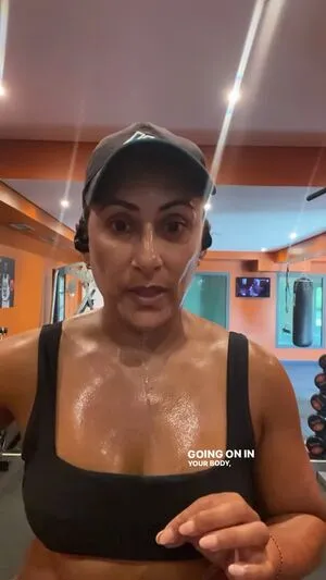Saira Khan OnlyFans Leaked Free Thumbnail Picture - #iC2cNPfC2e
