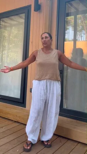 Saira Khan OnlyFans Leaked Free Thumbnail Picture - #lHmgxNWnwP