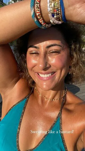 Saira Khan OnlyFans Leaked Free Thumbnail Picture - #sre3TFElst