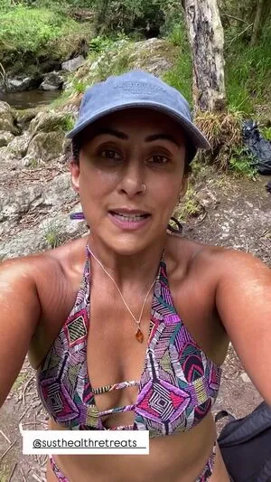 Saira Khan OnlyFans Leaked Free Thumbnail Picture - #vM8YSxf5YV