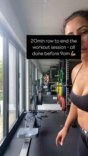 Saira Khan OnlyFans Leaked Free Thumbnail Picture - #x71TwrnYRM