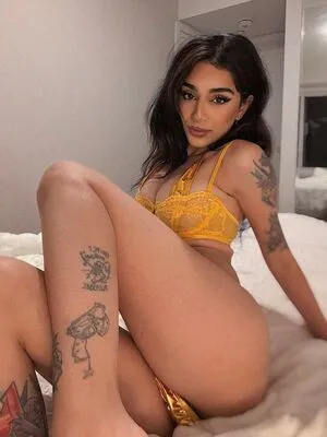 Saira Rose OnlyFans Leaked Free Thumbnail Picture - #4TAyCaxvgm