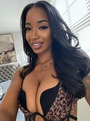 Sakimo Jones OnlyFans Leaked Free Thumbnail Picture - #1q0TJkCXUL