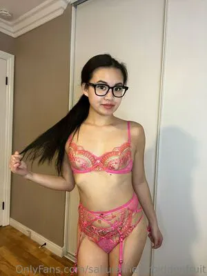 Sakuratheforbiddenfruit OnlyFans Leaked Free Thumbnail Picture - #MD99ORDQIH