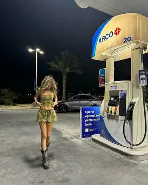 Salem Ilese OnlyFans Leaked Free Thumbnail Picture - #slJiqXdj45