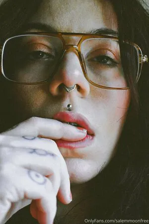 Salemmoonfree OnlyFans Leaked Free Thumbnail Picture - #p8cIK4RJ2n