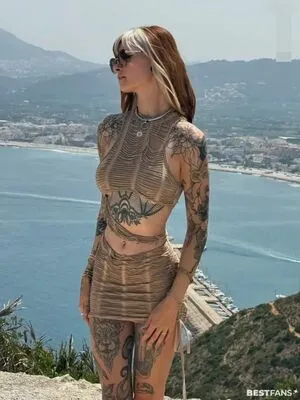 Sallydinosaur OnlyFans Leaked Free Thumbnail Picture - #YP21hA18DV