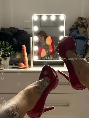 Sallydinosaur OnlyFans Leaked Free Thumbnail Picture - #zpsWfOuaeB