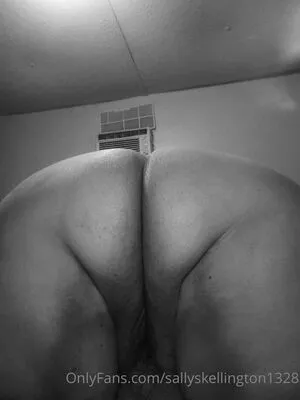 Sallyskellington1328 OnlyFans Leaked Free Thumbnail Picture - #23JxScuW8N