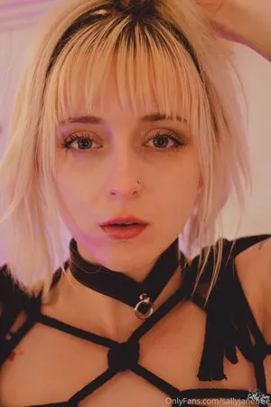 Sallyskinkyside OnlyFans Leaked Free Thumbnail Picture - #GNLTmPHmMm