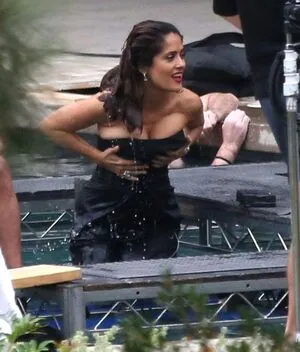 Salma Hayek OnlyFans Leaked Free Thumbnail Picture - #2SD3aB4Jvl