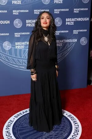 Salma Hayek OnlyFans Leaked Free Thumbnail Picture - #3kqix9GvUC