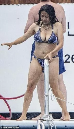 Salma Hayek OnlyFans Leaked Free Thumbnail Picture - #4Cl4tjzPpe