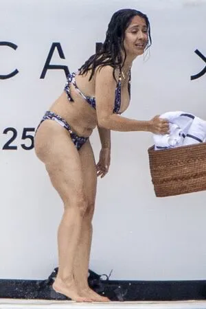 Salma Hayek OnlyFans Leaked Free Thumbnail Picture - #5ZiZSTkk5i