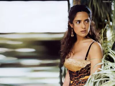 Salma Hayek OnlyFans Leaked Free Thumbnail Picture - #5xlP3srn85