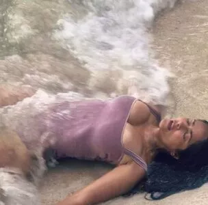 Salma Hayek OnlyFans Leaked Free Thumbnail Picture - #6HgUSuNwlp