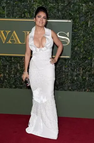 Salma Hayek OnlyFans Leaked Free Thumbnail Picture - #Azk20vYvQA
