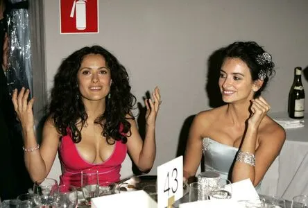 Salma Hayek OnlyFans Leaked Free Thumbnail Picture - #HFqzeA3Dtl