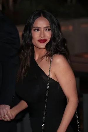 Salma Hayek OnlyFans Leaked Free Thumbnail Picture - #HYEzsxhzcr