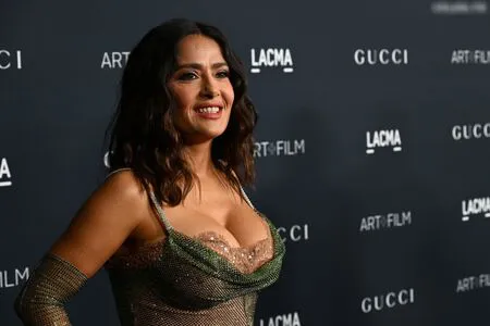 Salma Hayek OnlyFans Leaked Free Thumbnail Picture - #IDRmelGdqY