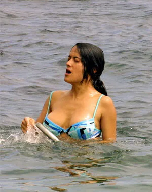 Salma Hayek OnlyFans Leaked Free Thumbnail Picture - #IreFkKSX6x