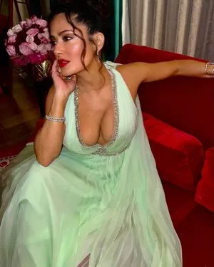 Salma Hayek OnlyFans Leaked Free Thumbnail Picture - #JCeUqVPZB2