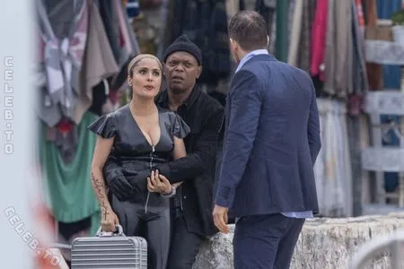 Salma Hayek OnlyFans Leaked Free Thumbnail Picture - #JT45nkRgAB