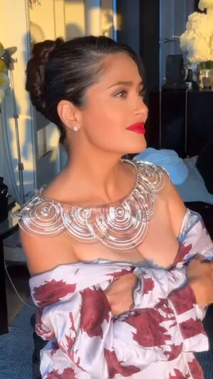 Salma Hayek OnlyFans Leaked Free Thumbnail Picture - #MevGbIziRd