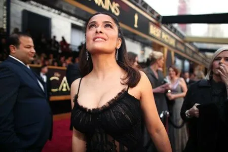 Salma Hayek OnlyFans Leaked Free Thumbnail Picture - #NybylE6HFY