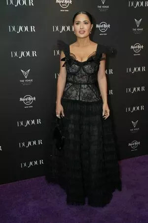 Salma Hayek OnlyFans Leaked Free Thumbnail Picture - #TMmT4nsvYY