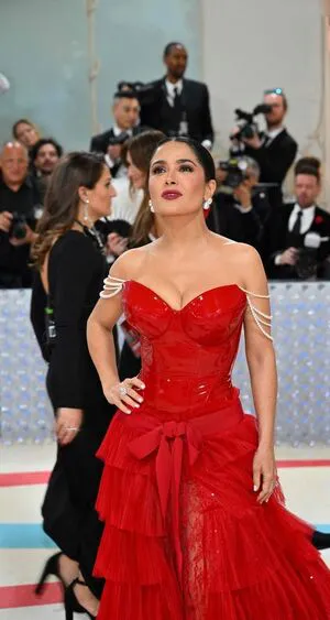 Salma Hayek OnlyFans Leaked Free Thumbnail Picture - #UAg0kqx2cB