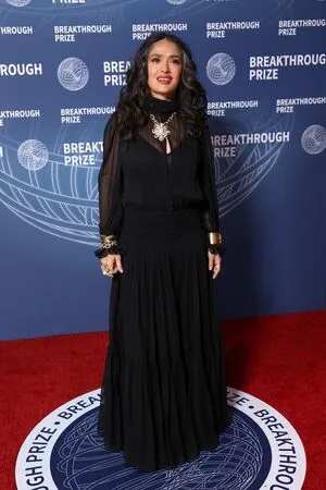 Salma Hayek OnlyFans Leaked Free Thumbnail Picture - #UhLwx4GCG2