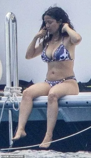 Salma Hayek OnlyFans Leaked Free Thumbnail Picture - #XBFTrjvfG8