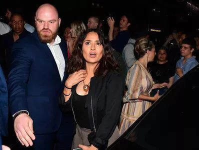 Salma Hayek OnlyFans Leaked Free Thumbnail Picture - #Z2wyBaB5ed