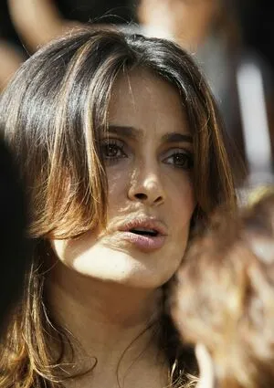 Salma Hayek OnlyFans Leaked Free Thumbnail Picture - #etWcj8Ftov