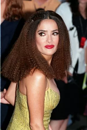 Salma Hayek OnlyFans Leaked Free Thumbnail Picture - #etYtsCFK4m