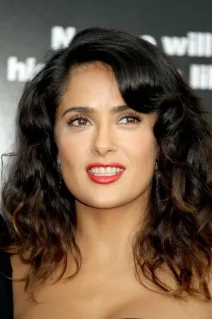 Salma Hayek OnlyFans Leaked Free Thumbnail Picture - #f7sjIQXyEx