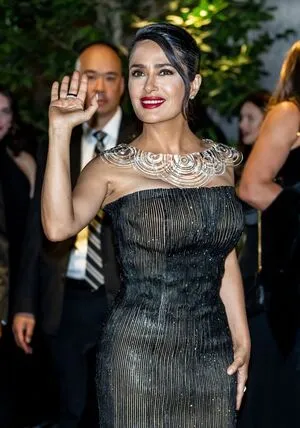 Salma Hayek OnlyFans Leaked Free Thumbnail Picture - #hUeQSPEmm6