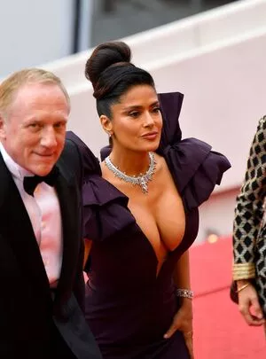 Salma Hayek OnlyFans Leaked Free Thumbnail Picture - #jw5wr7OieQ